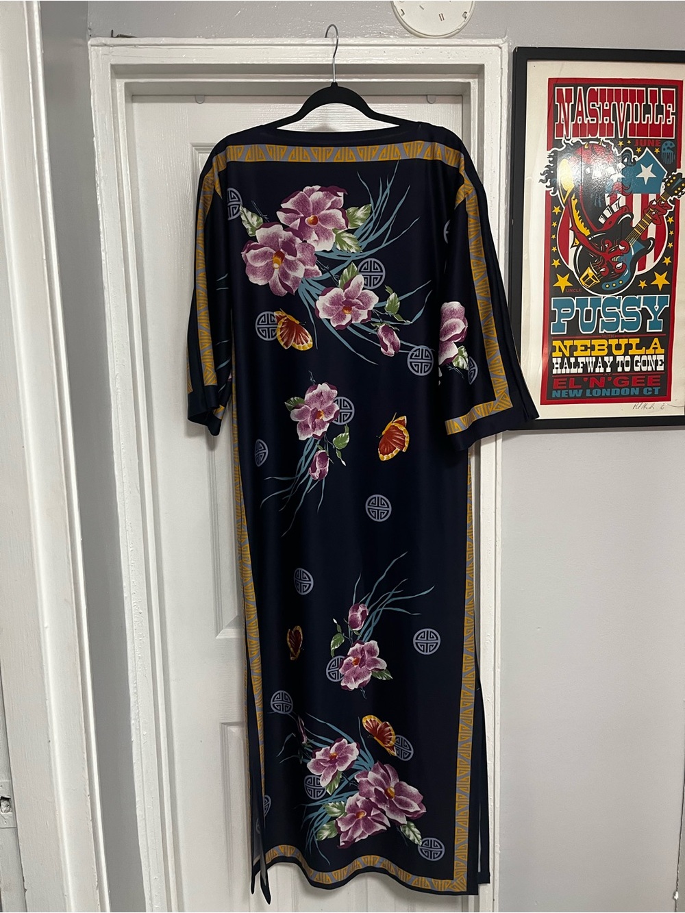 NWOT Source Unknown Navy Maxi Dress with Purple Floral Print and Gold Trim - Picture 4 of 6